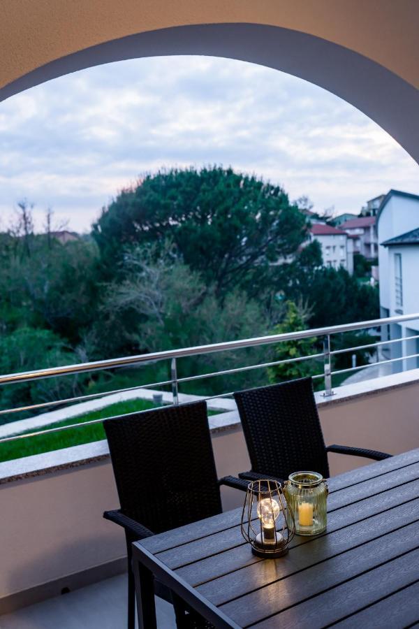Apartmani Villa Zora Lopar Exterior foto